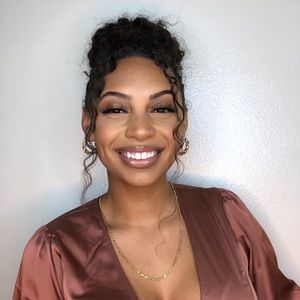 Meet your Posher, Marissa